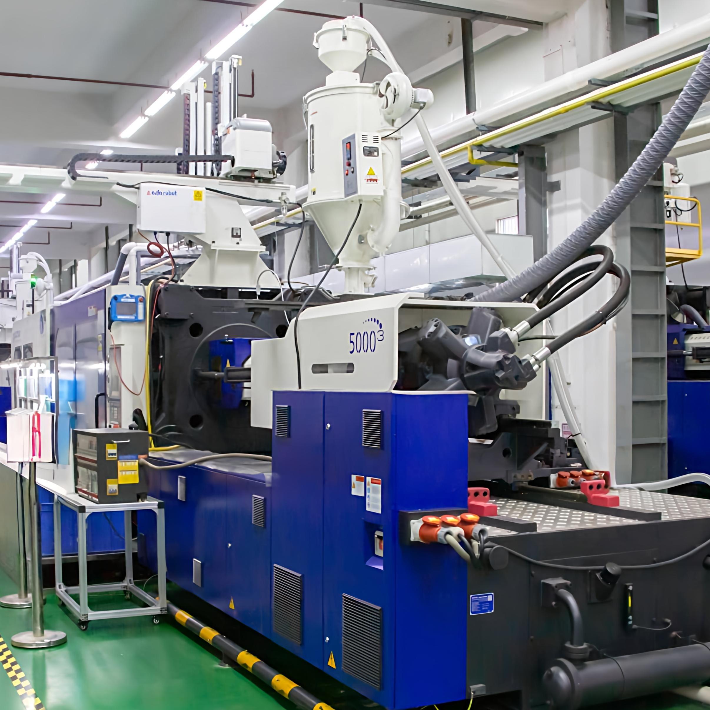 injection molding workshop HorizonRP injection molding workshop with 60+ precision machines producing high-quality plastic parts from rapid prototyping to mass production.